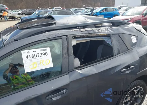 2020 Subaru Crosstrek Premium z USA, uszkodzony, nr VIN JF2GTAEC8L8229810